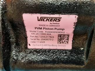 Bomba pistones caudal variable 63cm3/rev  Fabricante Eaton   Ref. Fabricante: PVM063-ER-09-ES02-AA-C-26-11-000CA0A 50